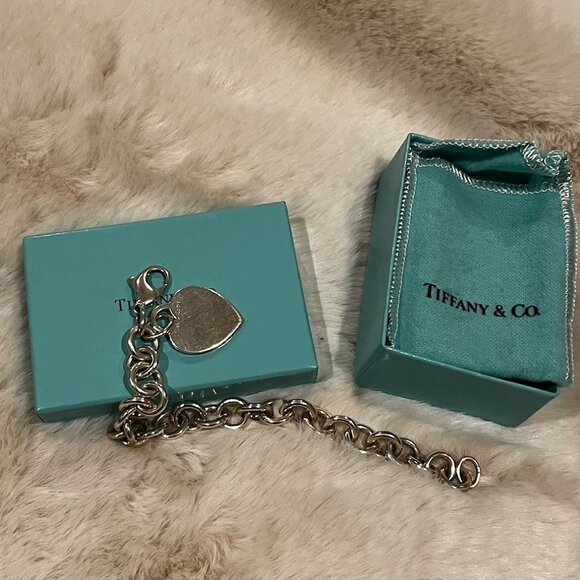 Authentic Tiffany Heart Charm Bracelet - Picture 2 of 3